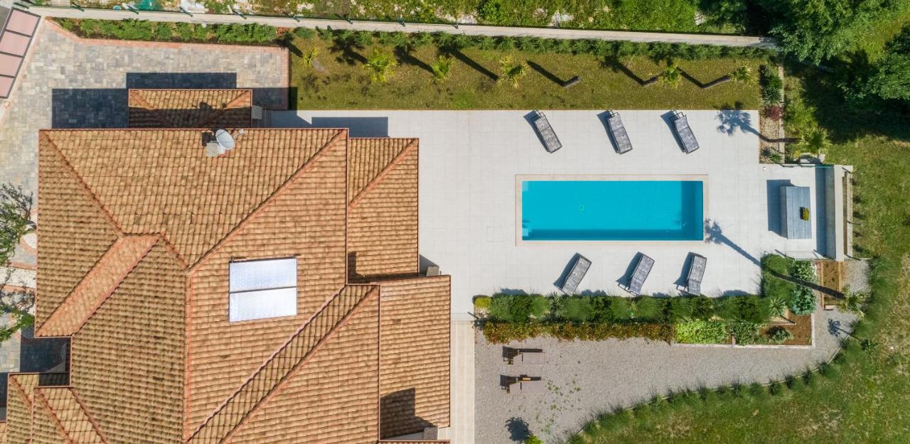 Villa Palma With Heated Private Pool Podhum Exteriér fotografie